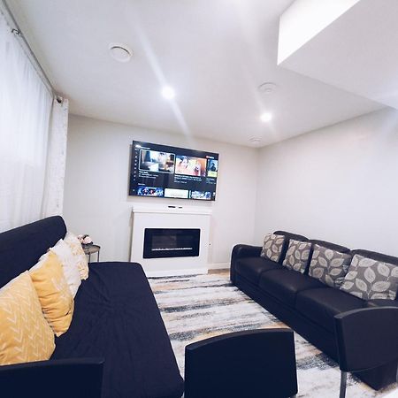 Cozy 2 Bedroom Suite, Queen Beds, Near The Airport 埃德蒙顿 外观 照片
