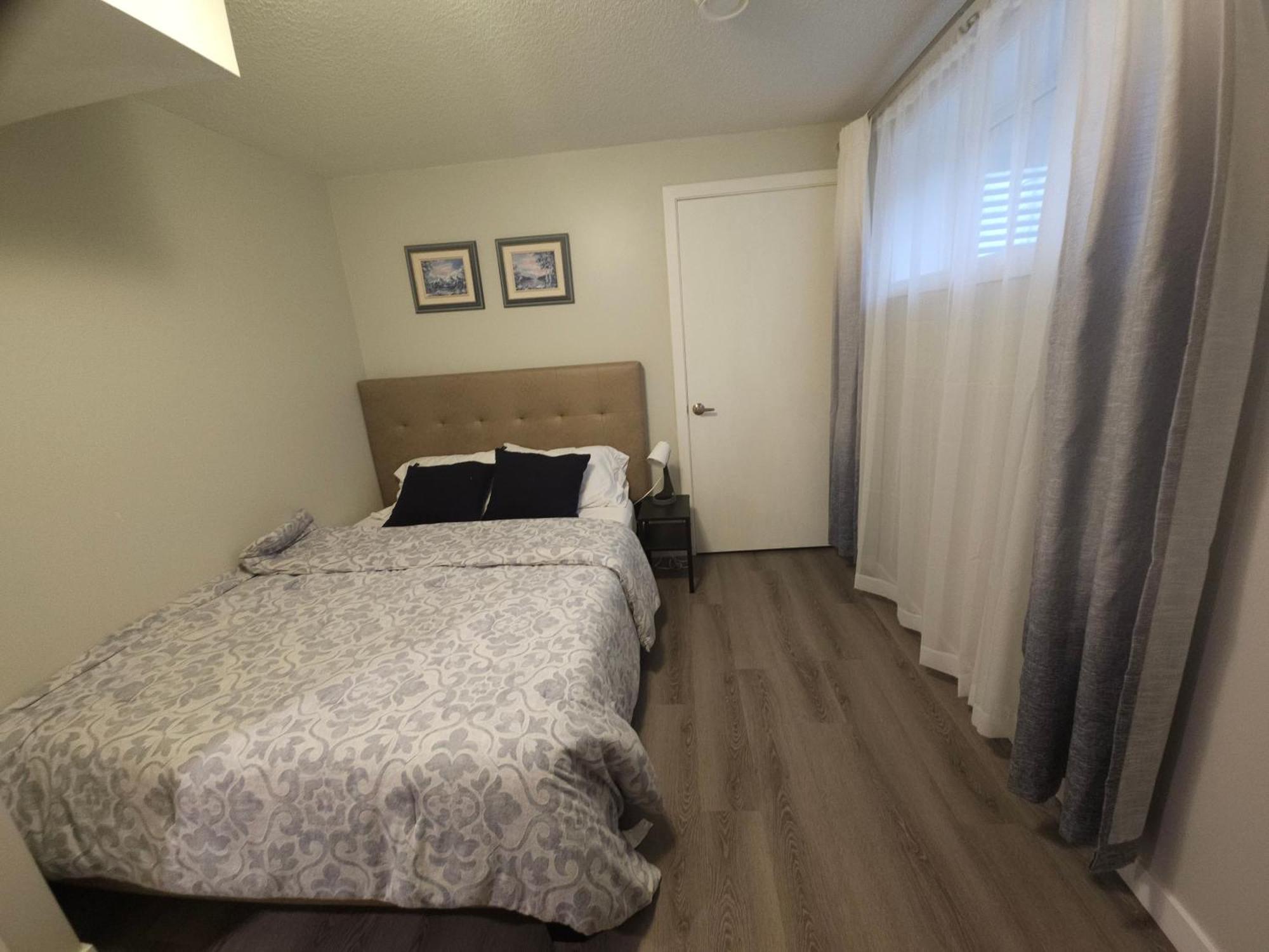 Cozy 2 Bedroom Suite, Queen Beds, Near The Airport 埃德蒙顿 外观 照片