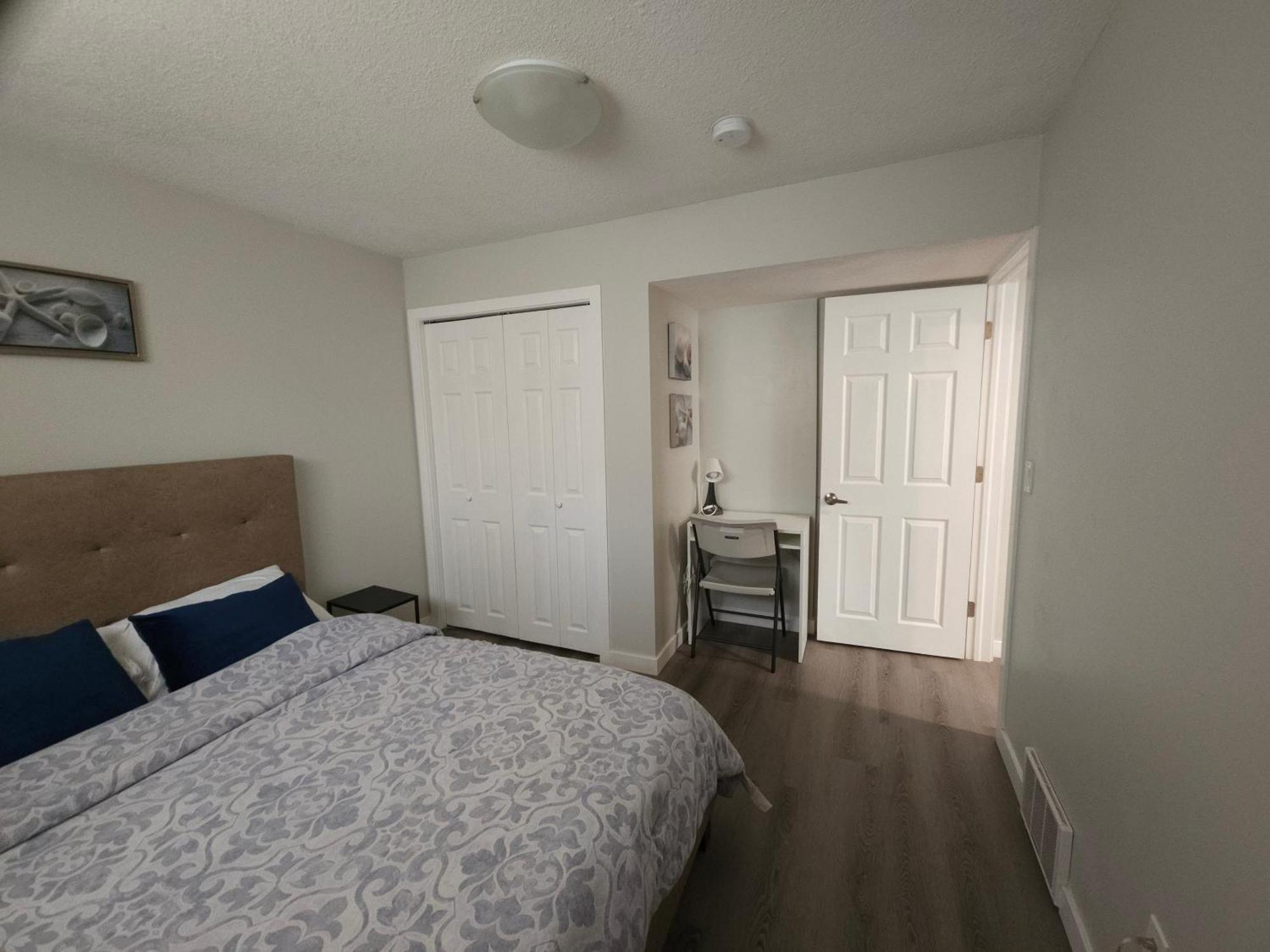 Cozy 2 Bedroom Suite, Queen Beds, Near The Airport 埃德蒙顿 外观 照片