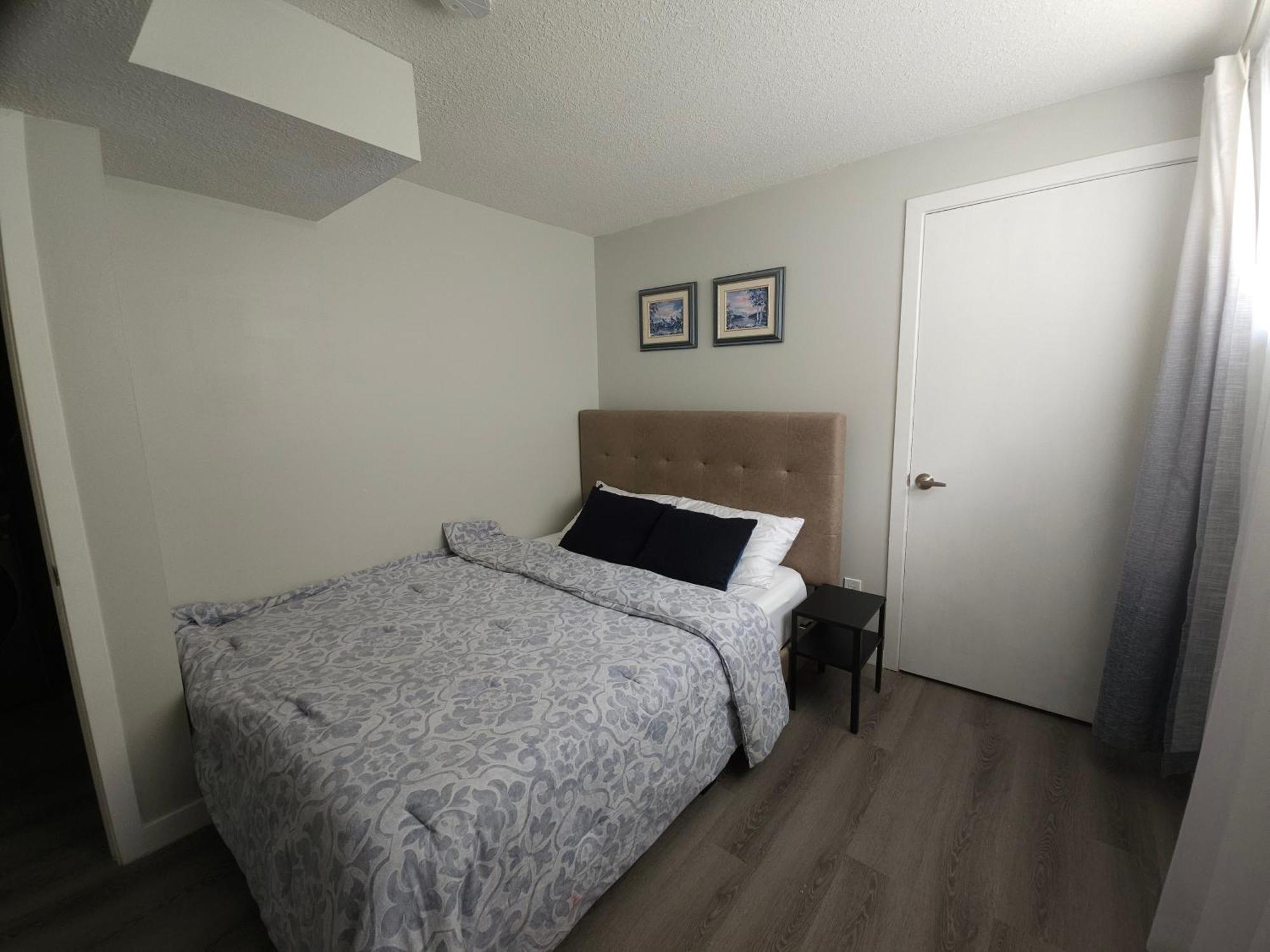 Cozy 2 Bedroom Suite, Queen Beds, Near The Airport 埃德蒙顿 外观 照片
